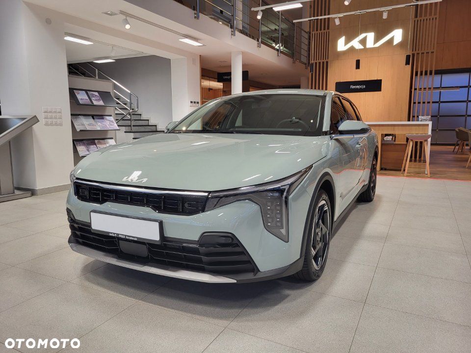 Kia K4 - 1