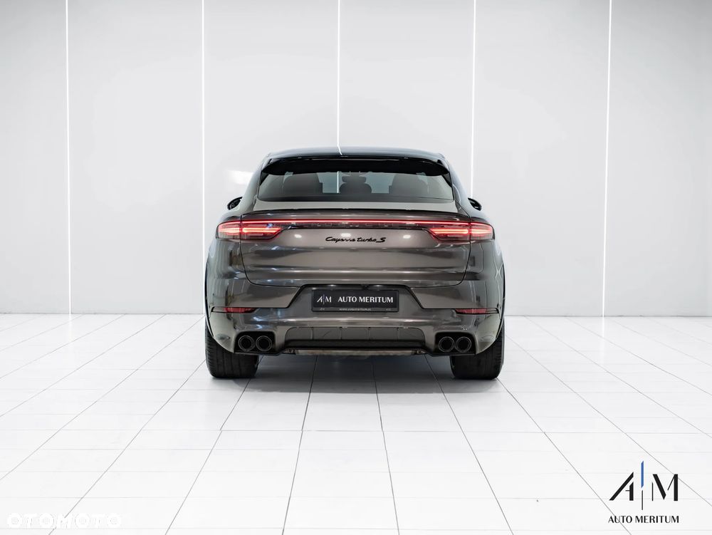 Porsche Cayenne Coupe Turbo S E-Hybrid - 6