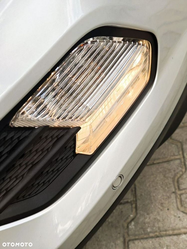 Ford Kuga - 25