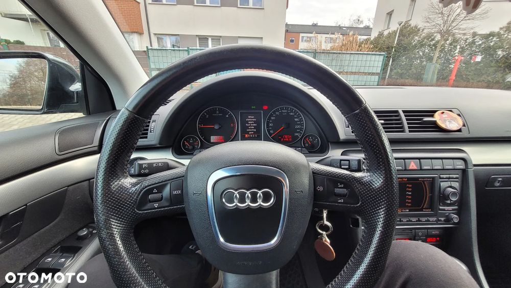 Audi A4 Avant - 14