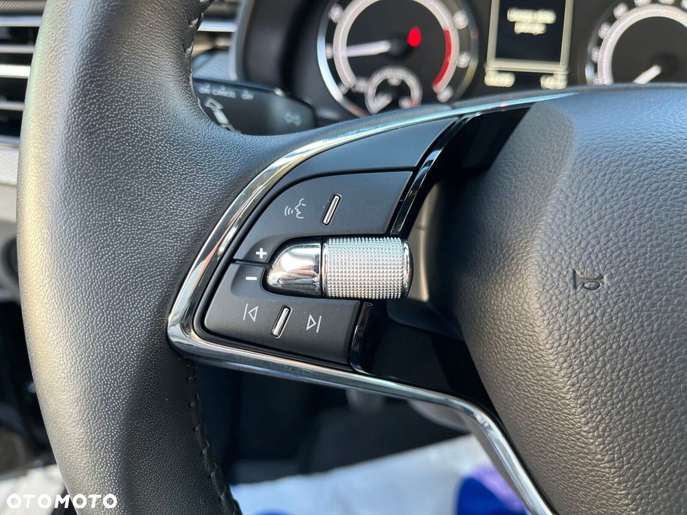 Skoda Kamiq 1.0 TSI Ambition - 25