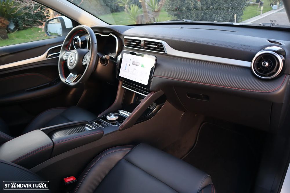 MG ZS EV 72.6 kWh Luxury - 23