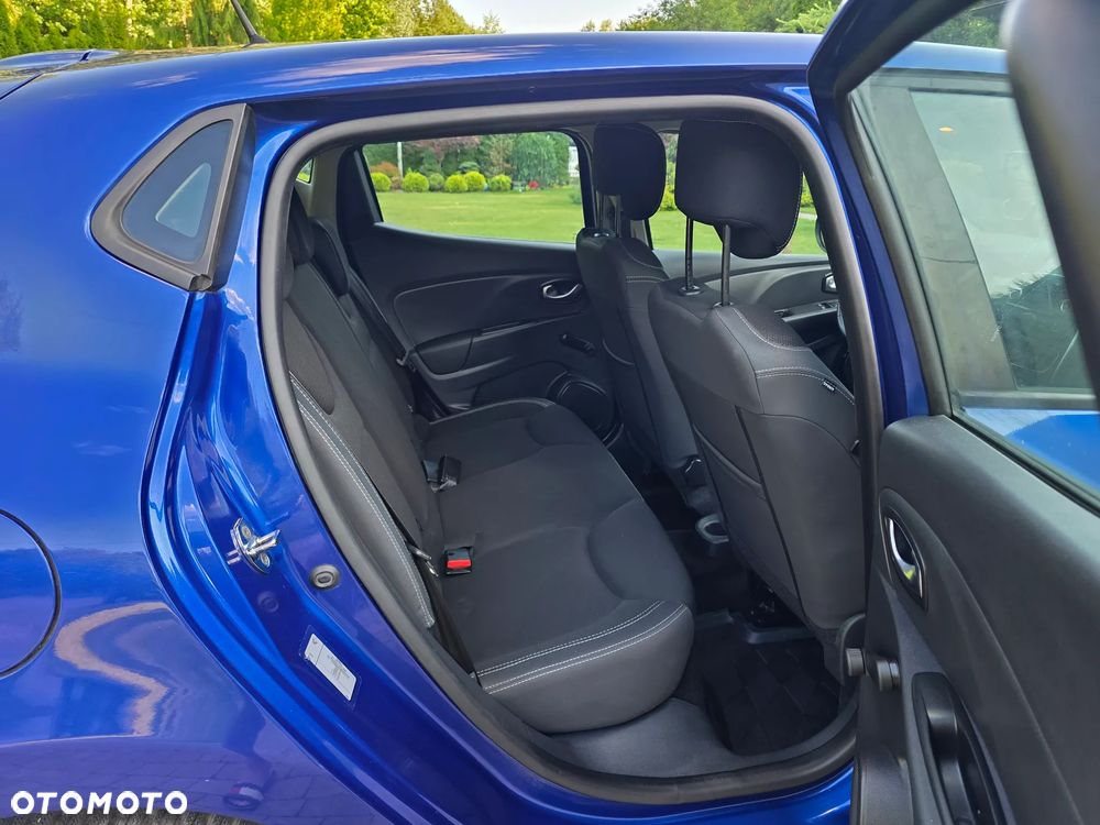 Renault Clio 1.2 16V Alize - 15