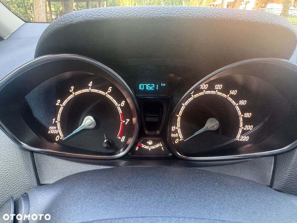 Ford B-MAX - 24