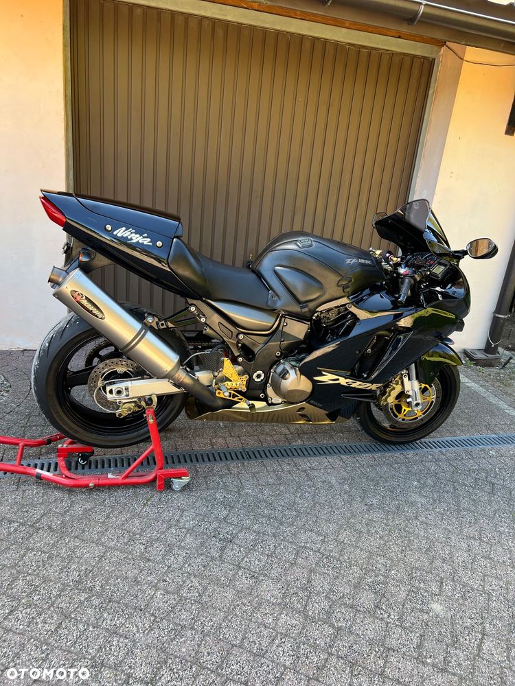 Kawasaki ZX - 2