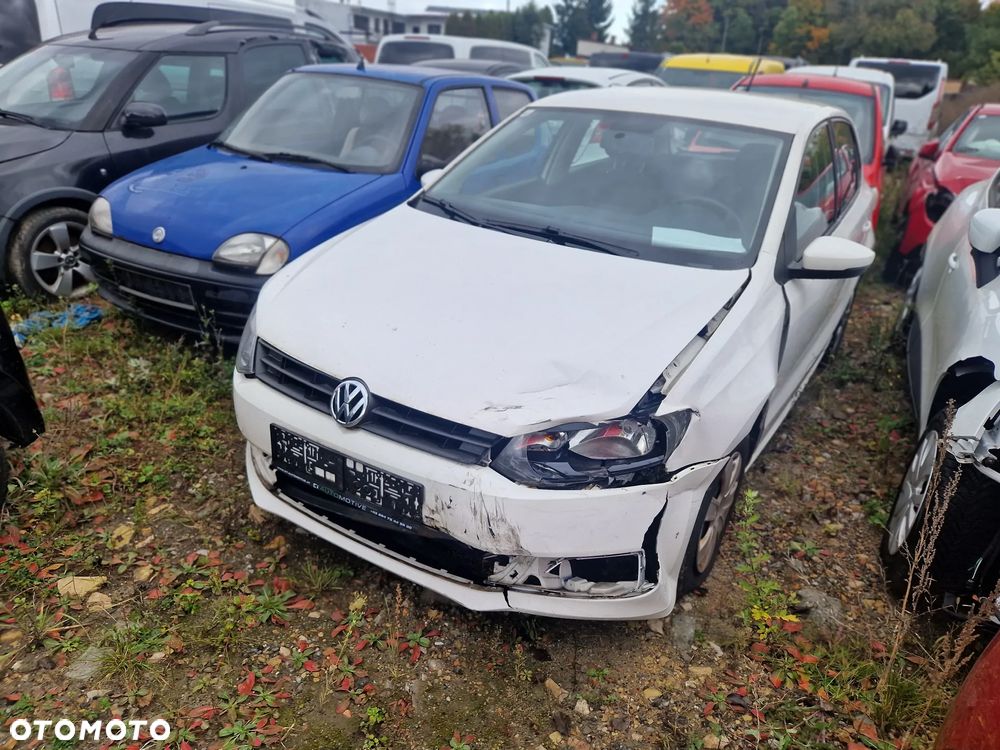 Volkswagen Polo 1.2 MATCH - 2