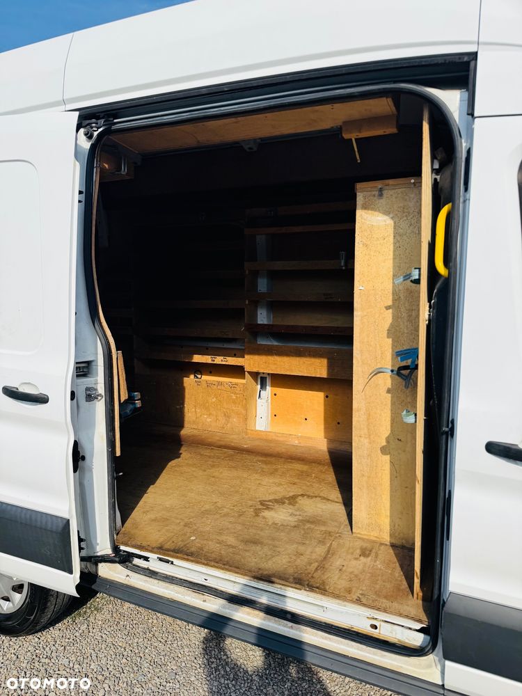 Ford Transit - 13