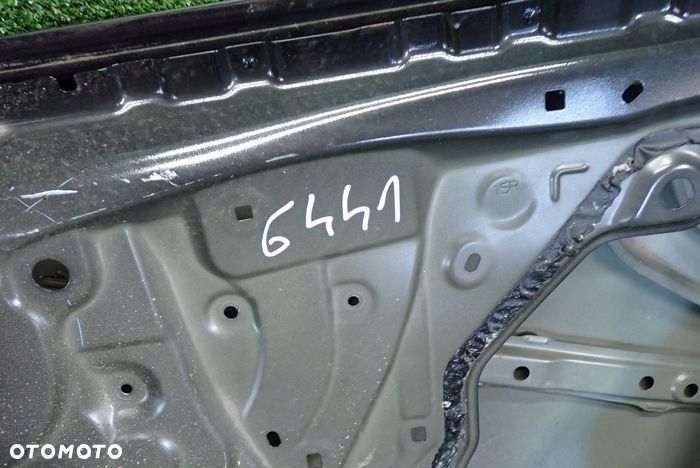 TOYOTA COROLLA E21 SEDAN 18- drzwi prawe tylne tył - 11