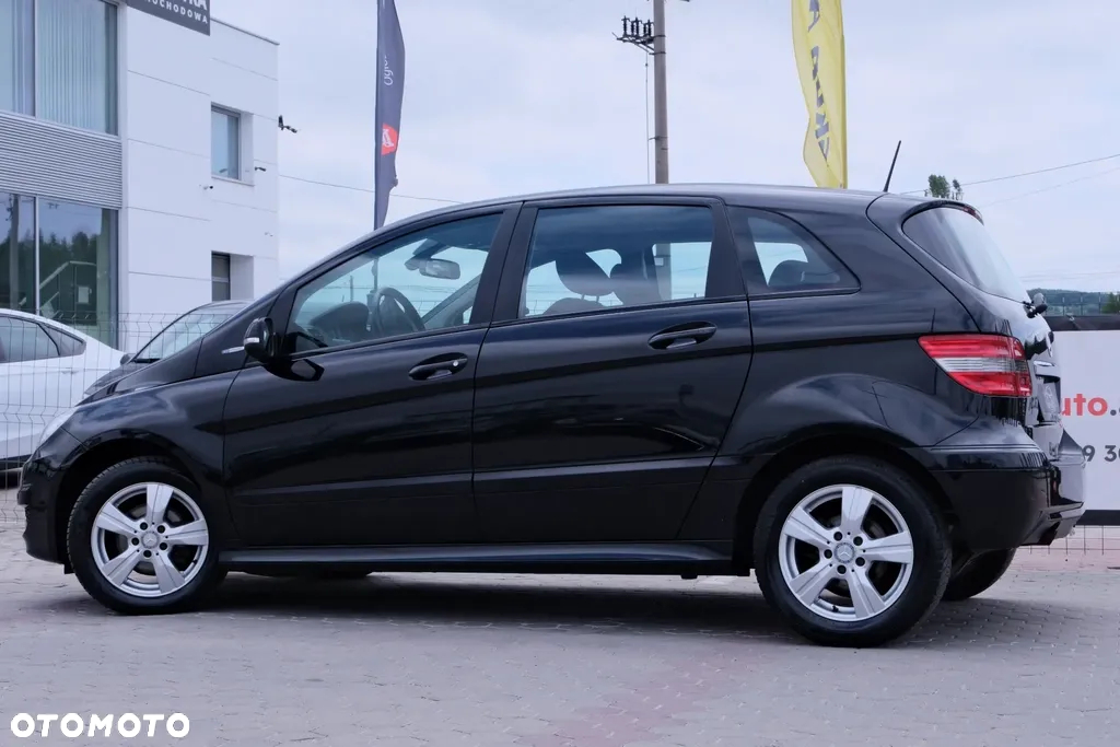 Mercedes-Benz Klasa B 180 BlueEffICIENCY - 8
