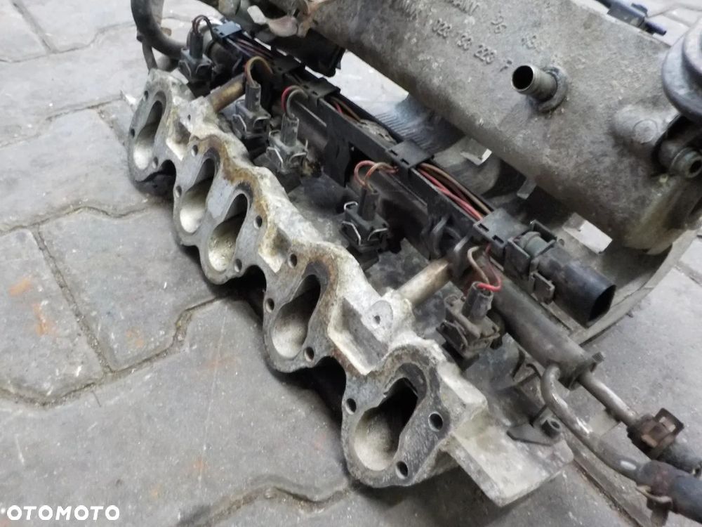 VW T4 2.5 BENZYNA KOLEKTOR SSĄCY  WTRYSKI WTRYSKIWACZE - 3