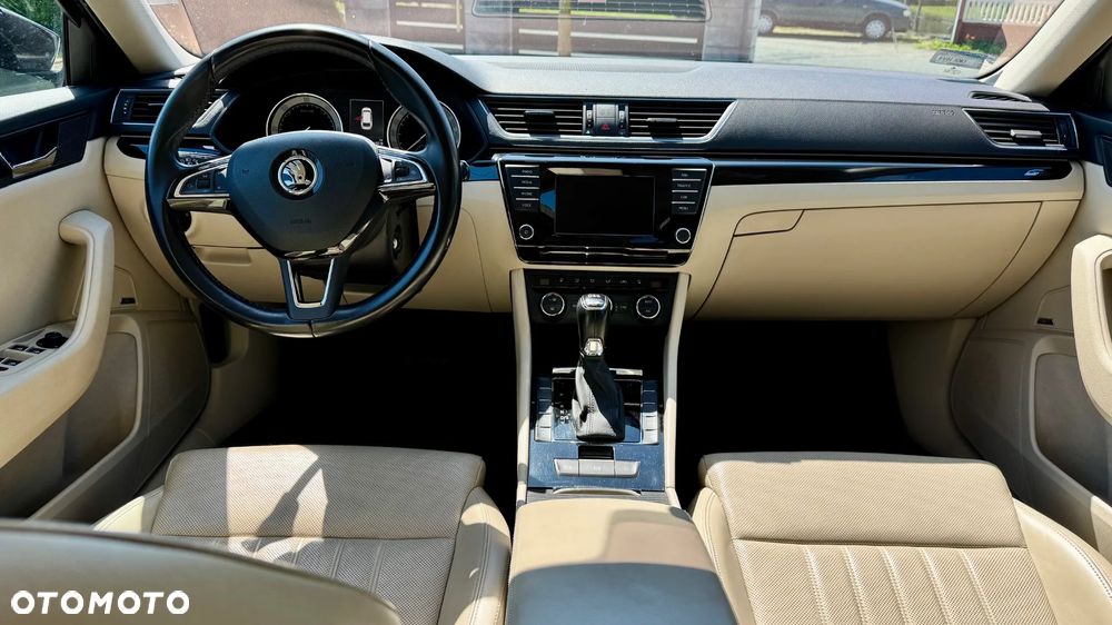 Skoda Superb 2.0 TDI DSG L&K - 10