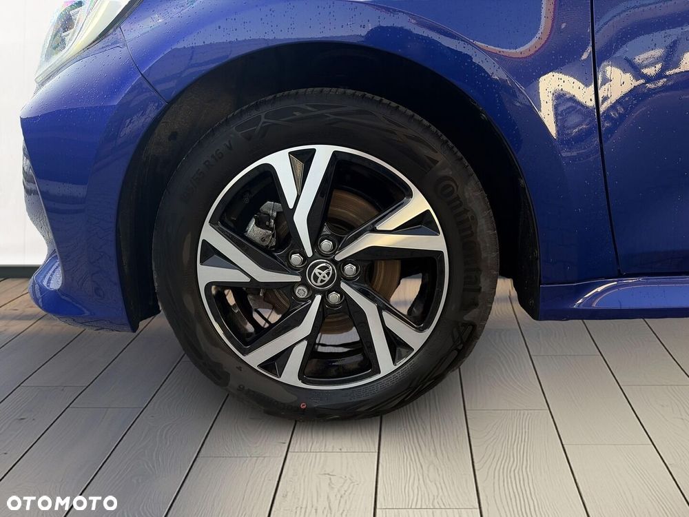 Toyota Yaris Hybrid 1.5 Style - 19