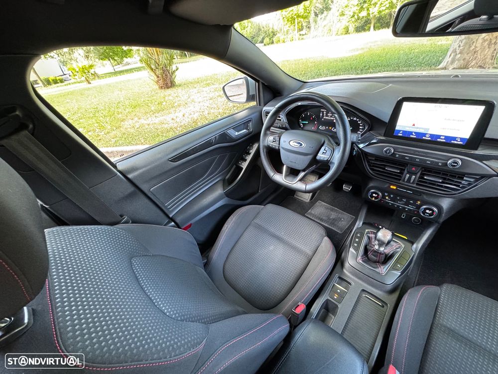 Ford Focus 1.5 EcoBlue S&S ST-LINE - 14