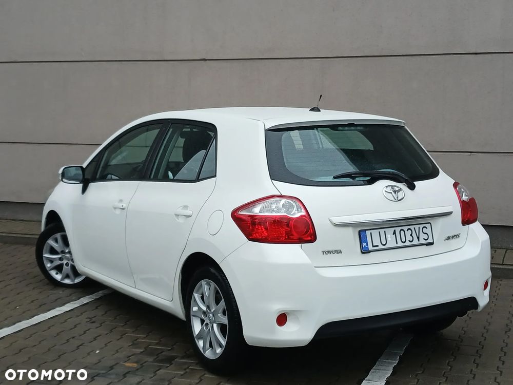 Toyota Auris - 6