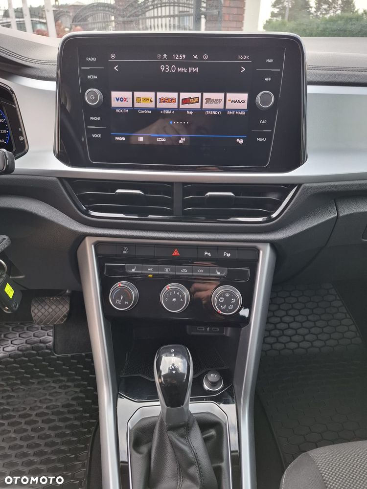 Volkswagen T-Roc 1.5 TSI Life DSG - 21