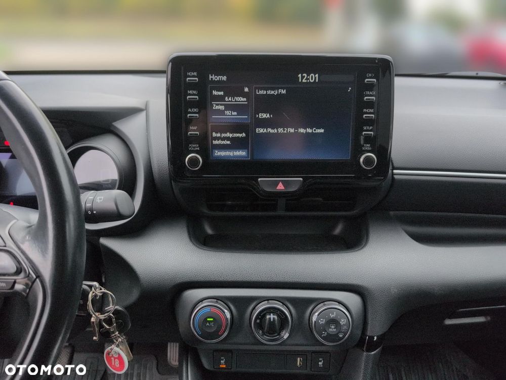 Toyota Yaris - 18