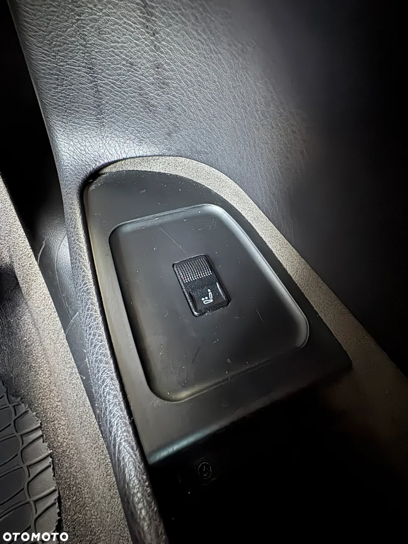 Audi A8 4.2 L Quattro - 27