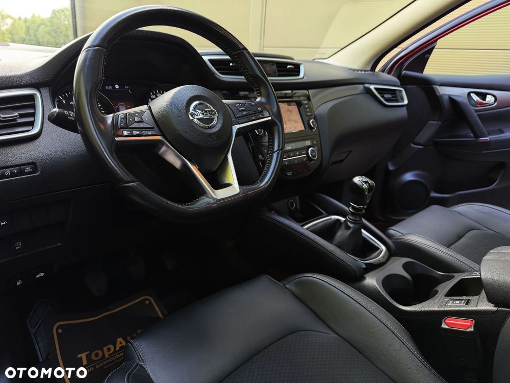 Nissan Qashqai 1.3 DIG-T N-WAY - 16