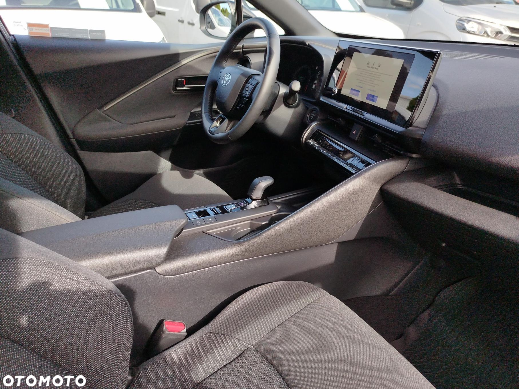 Toyota C-HR - 9