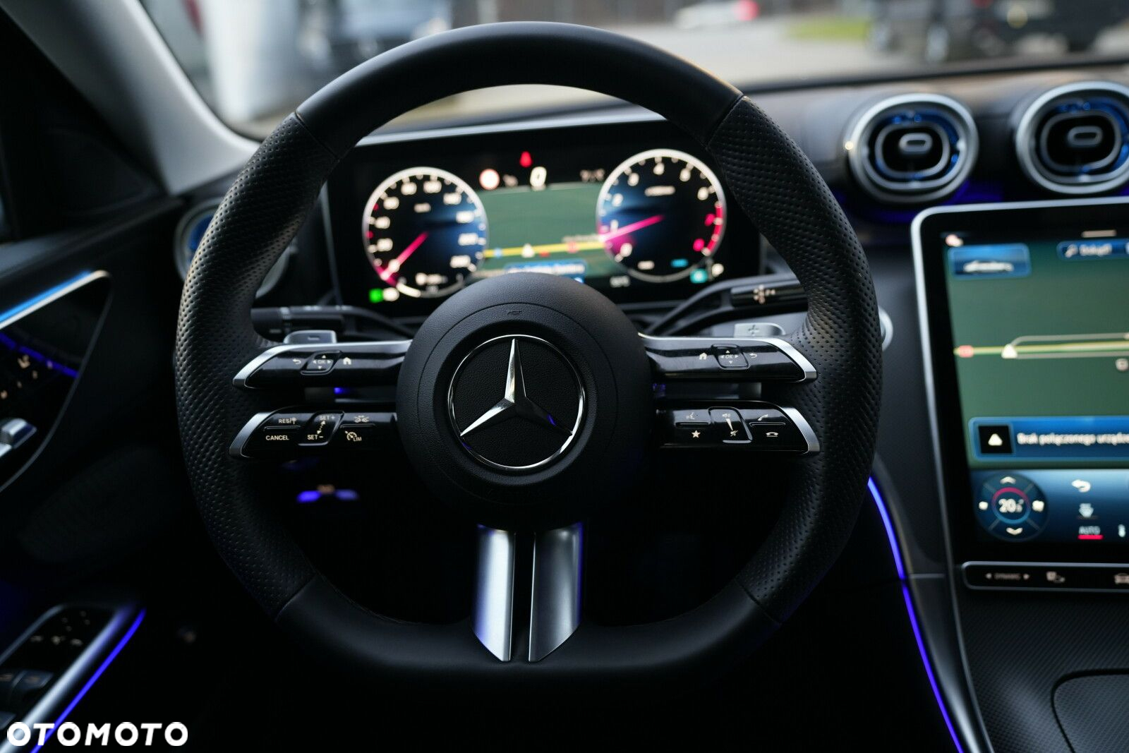 Mercedes-Benz Klasa C - 25