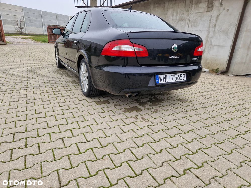 Skoda Superb 1.6 TDI Comfort / Active Greenline - 4