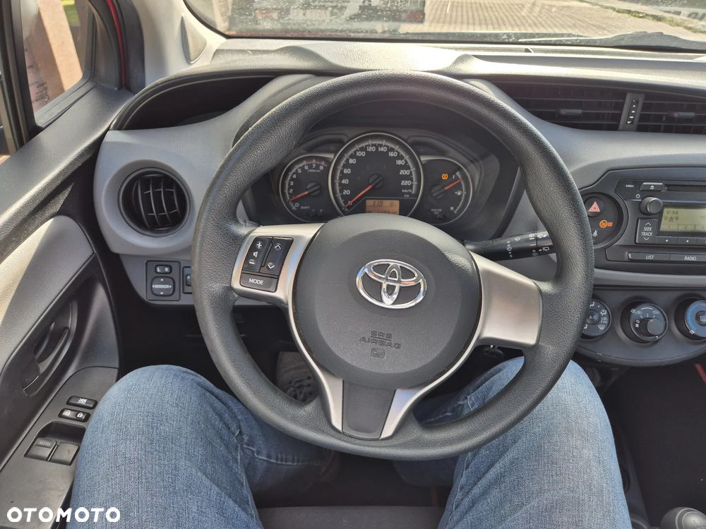 Toyota Yaris - 18