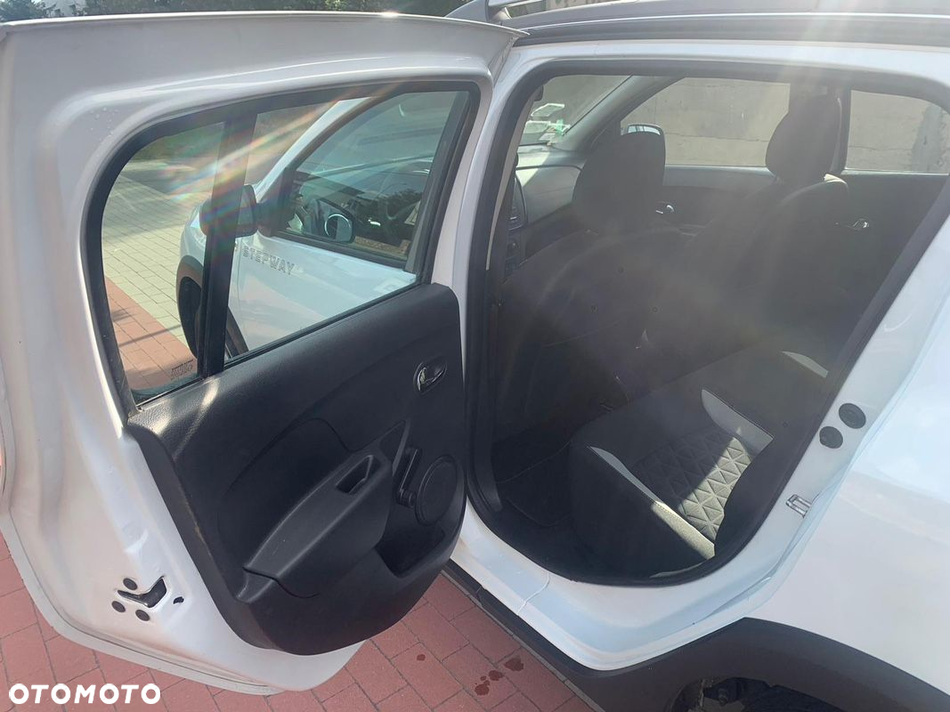 Dacia Sandero Stepway 0.9 TCe Ambiance S&S EU6 - 19