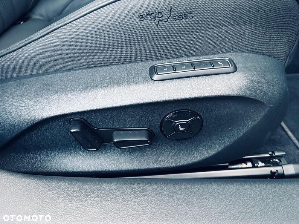 Skoda Superb 2.0 TDI SCR 4x4 Selection DSG - 19