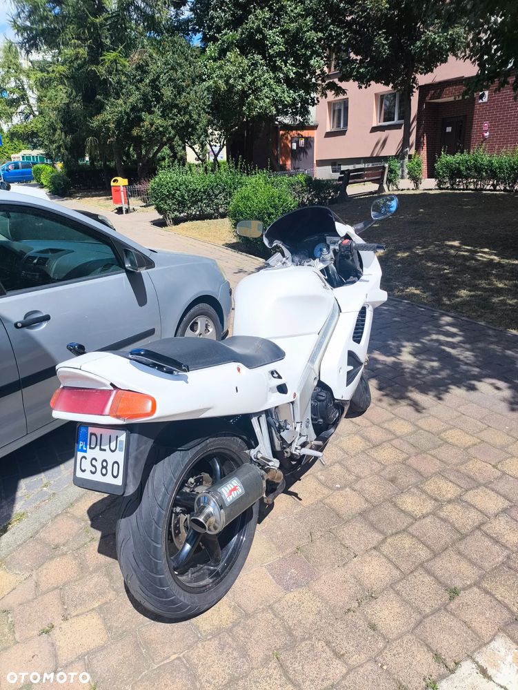 Honda VFR - 6