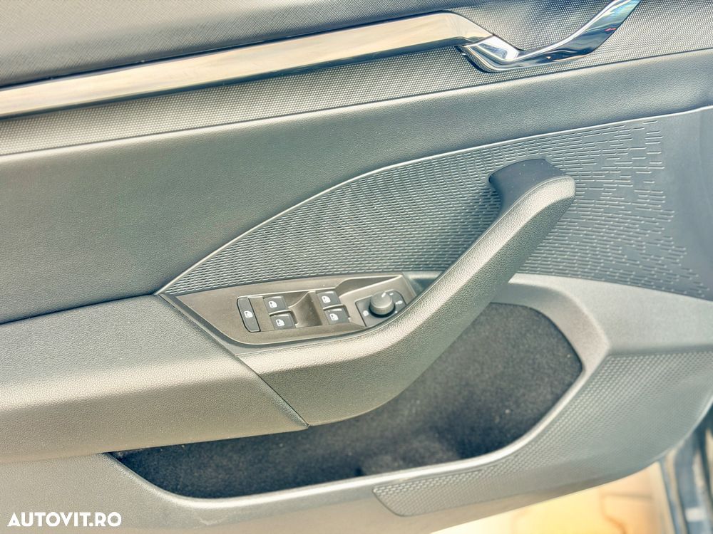 Skoda Octavia 1.5 TSI DSG MHEV Ambition - 12