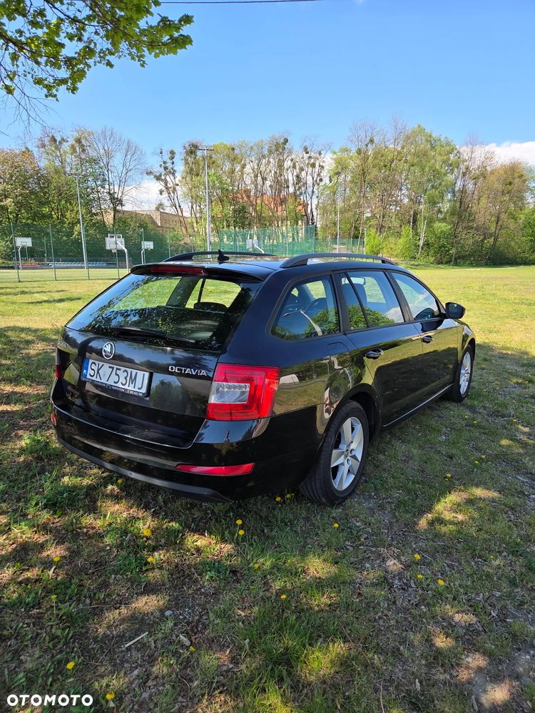 Skoda Octavia 1.6 TDI Ambition DSG - 5