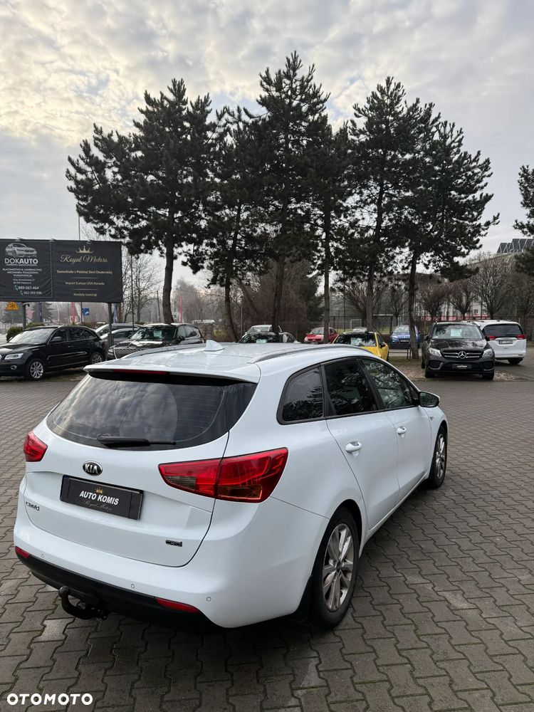 Kia Ceed 1.6 CRDi M - 4