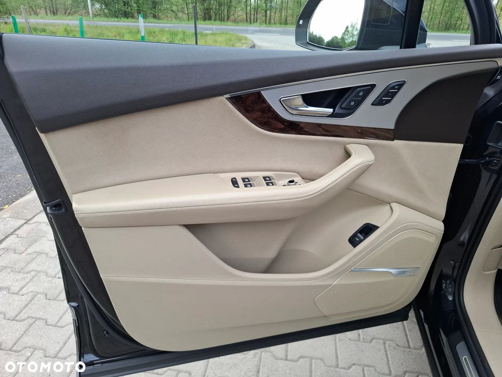 Audi Q7 - 14