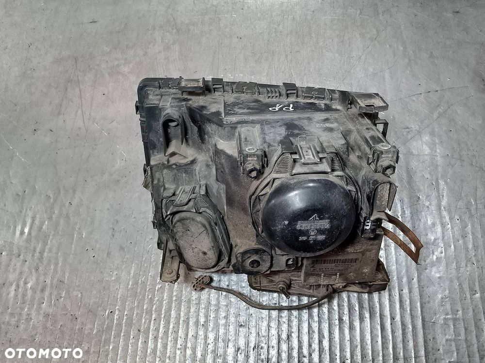 LAMPA PRZEDNIA PRAWA XENON LAND ROVER RANGE ROVER 1305235728 3.0 - 5