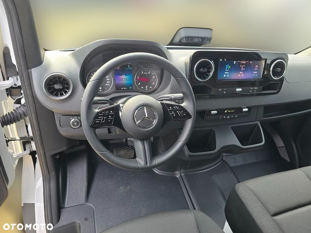 Mercedes-Benz Sprinter 317 CDI Long PRO 9G-Tronic - 16