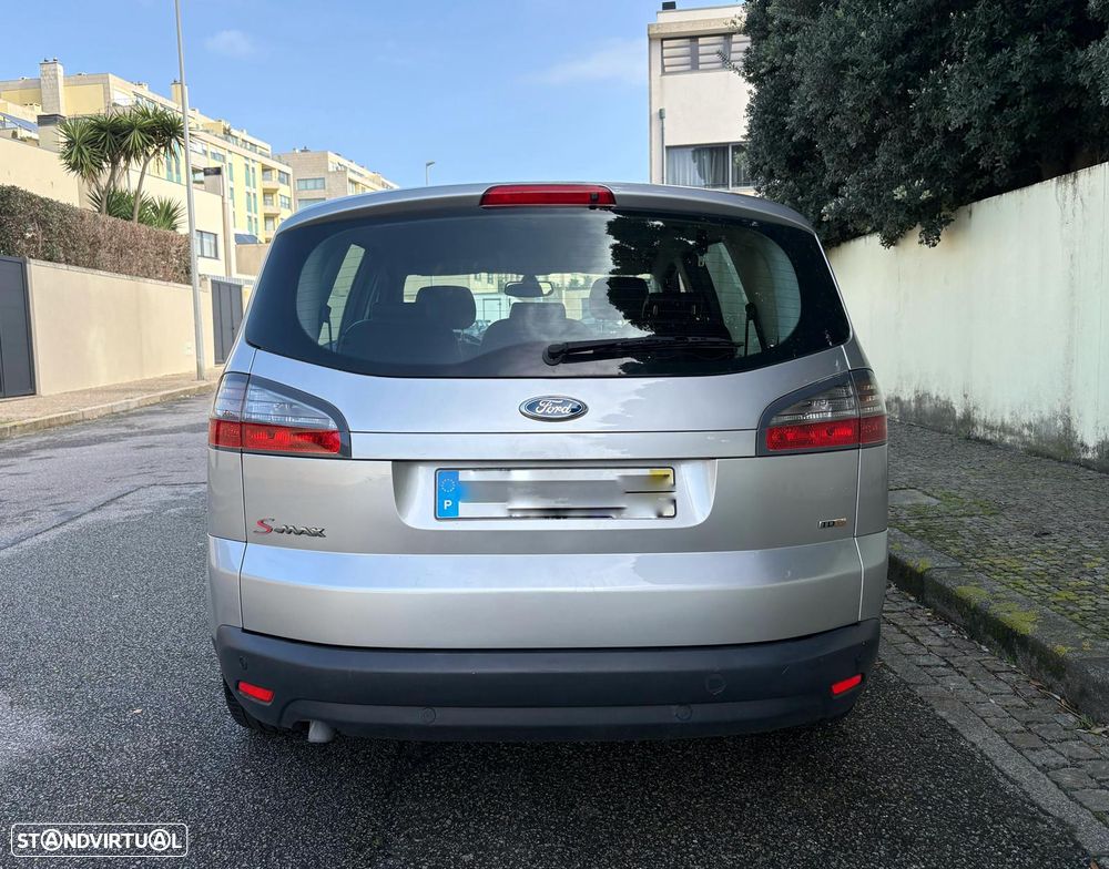 Ford S-Max 1.8 TDCi Titanium 7L - 28