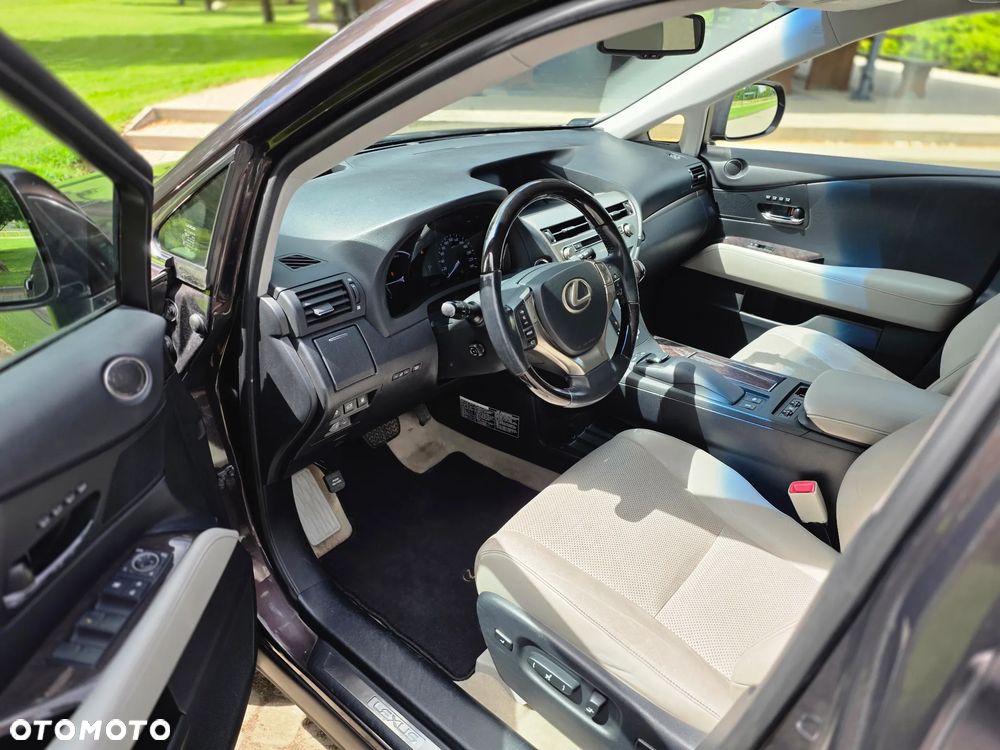 Lexus RX - 14