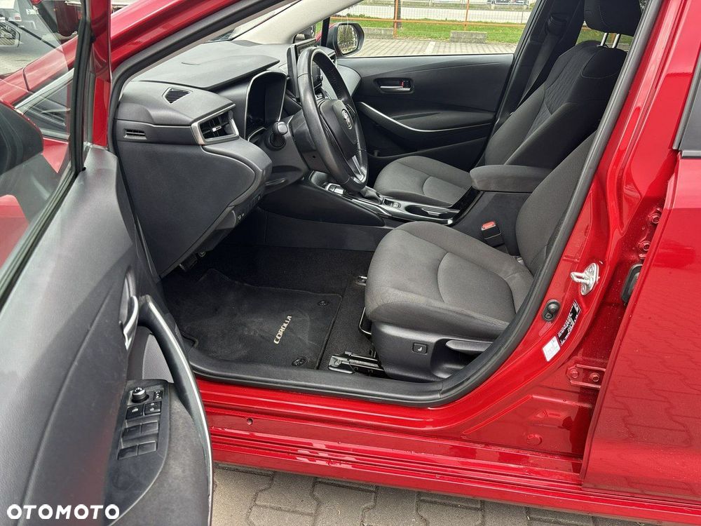 Toyota Corolla - 11