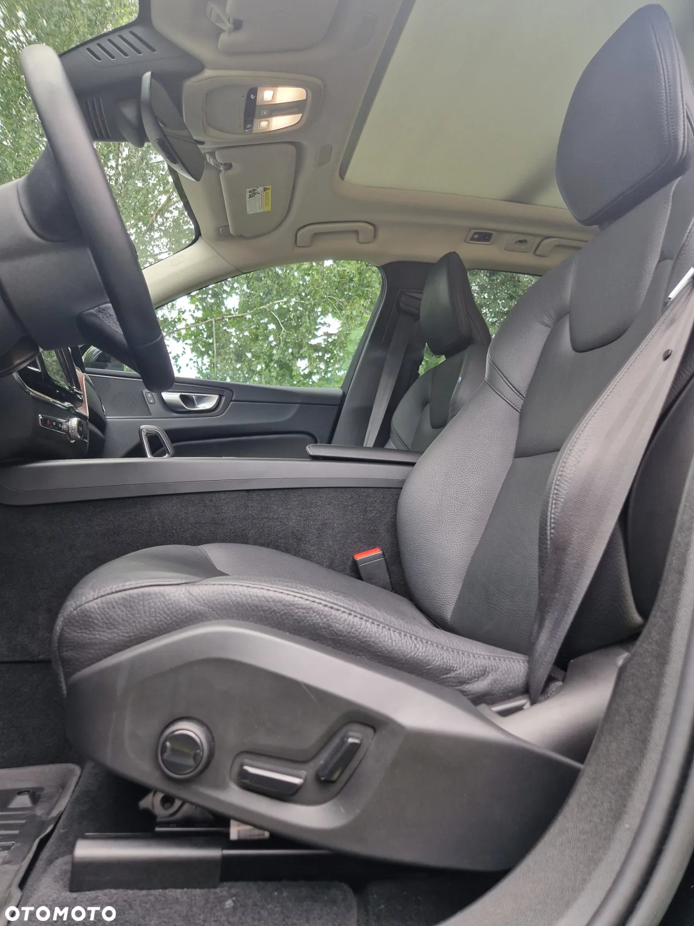 Volvo XC 60 B5 B AWD Plus Bright - 8