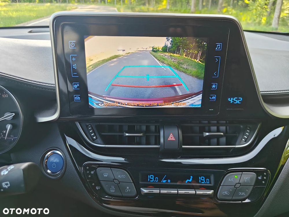 Toyota C-HR - 25