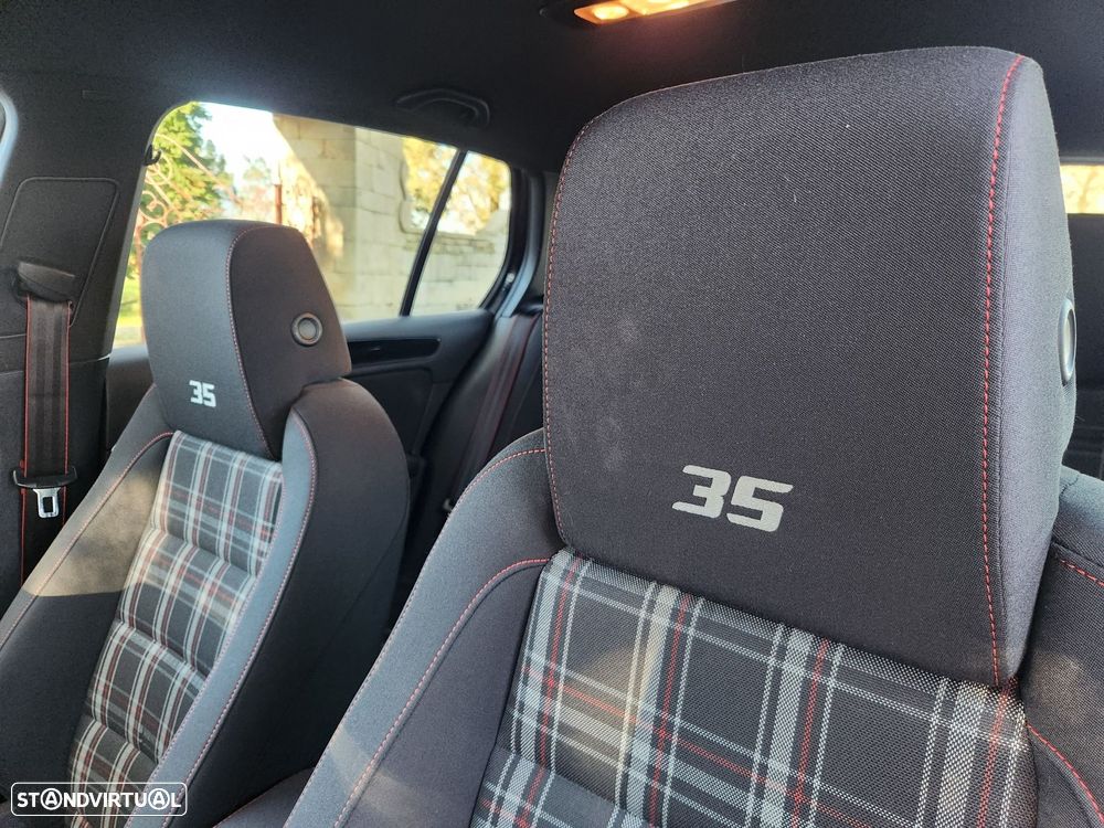 VW Golf 2.0 GTI Edition 35 - 47