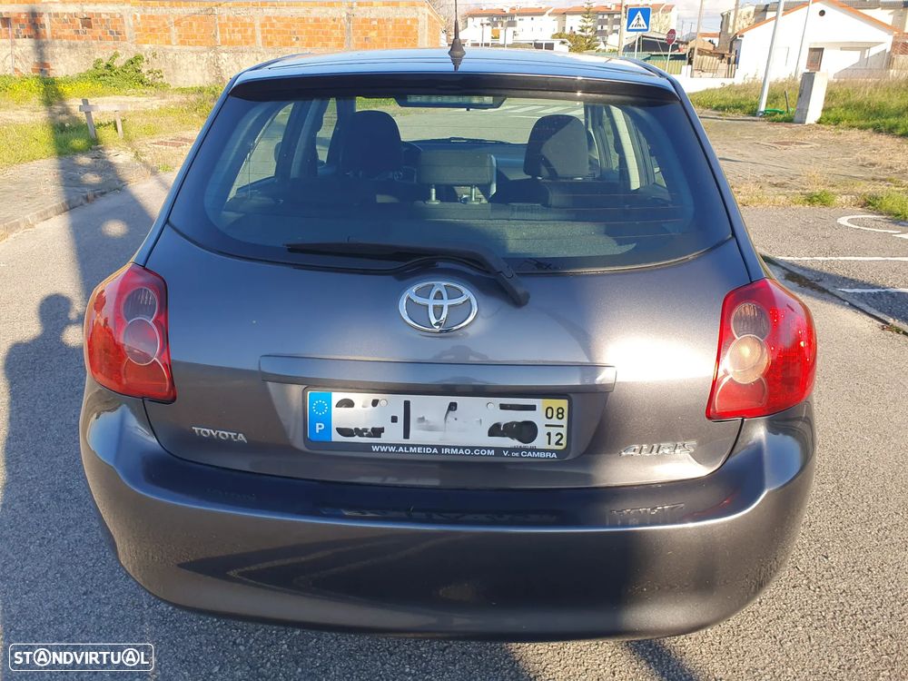 Toyota Auris 1.4 D-4D Gold Edition - 3