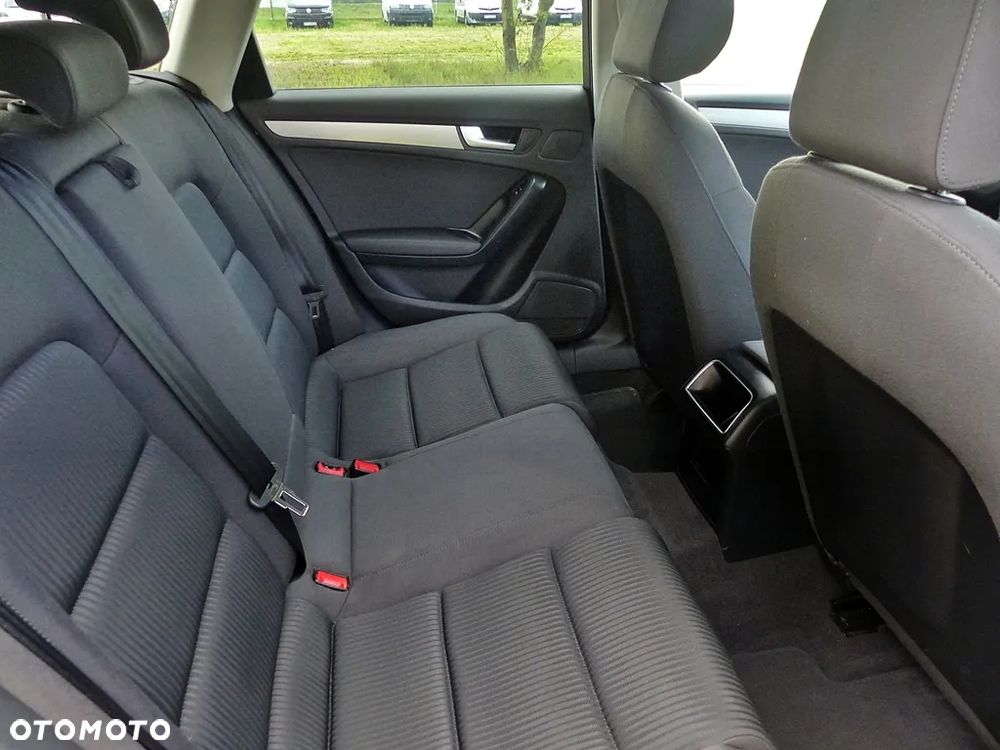 Audi A4 Avant 2.0 TFSI Ambition - 25