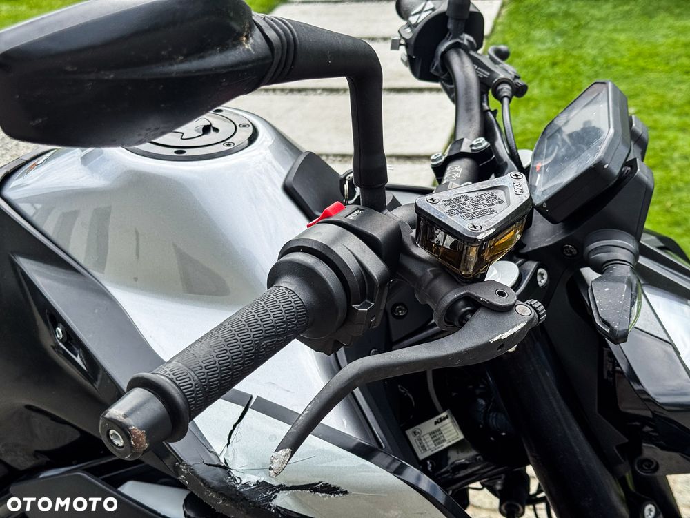 KTM Duke 790 - 27