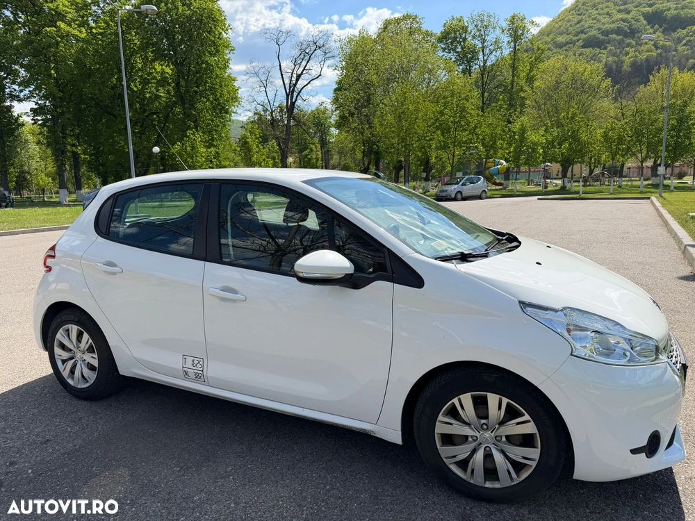 Peugeot 208 e-HDi 92 Stop&Start Active - 1