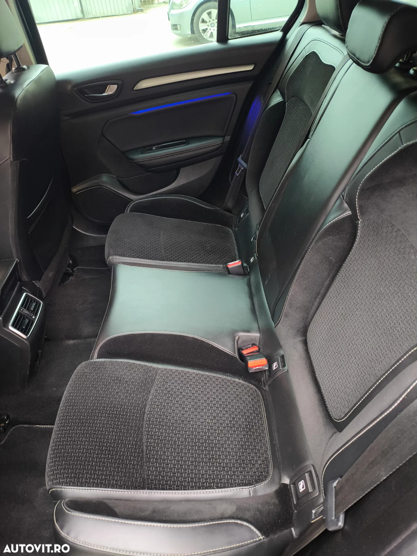 Renault Megane TCE 140 GPF Intens - 5
