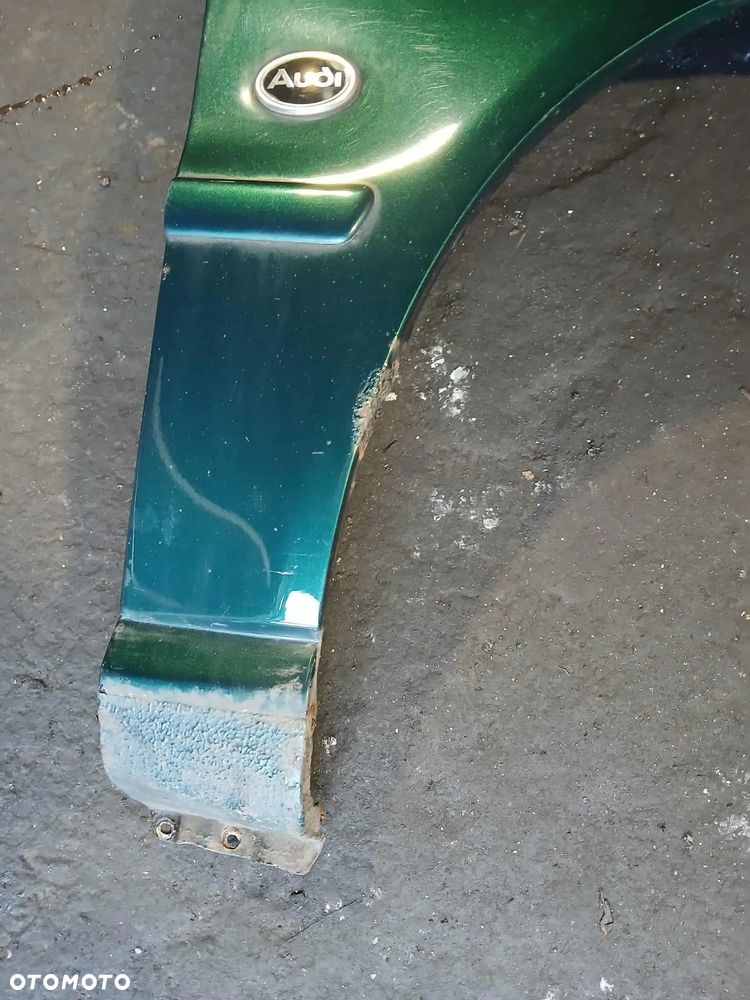 Audi A4 B5 błotnik prawy - 4