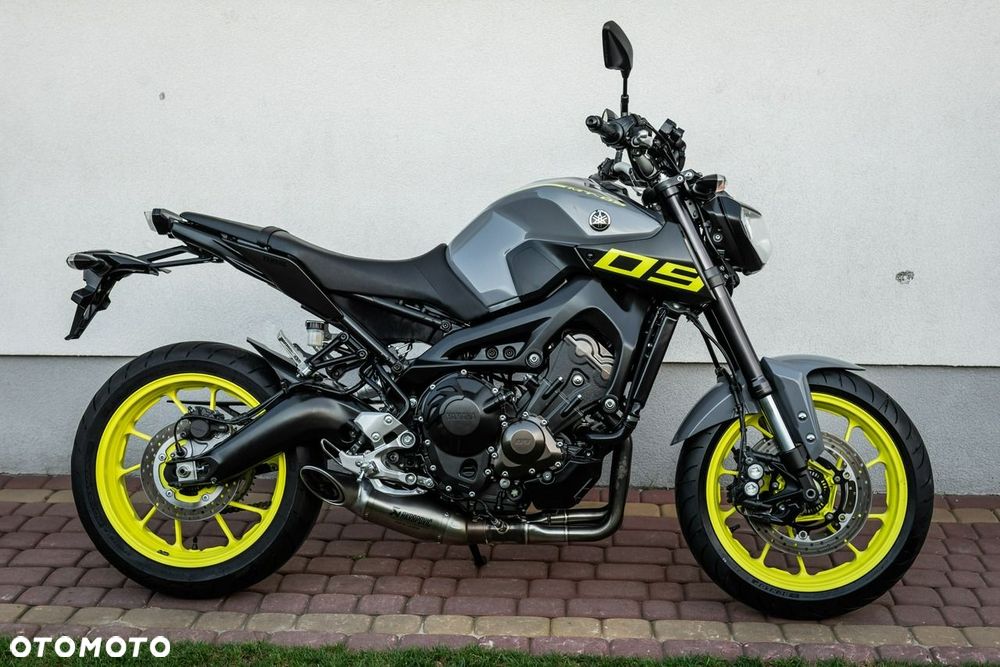 Yamaha MT - 3