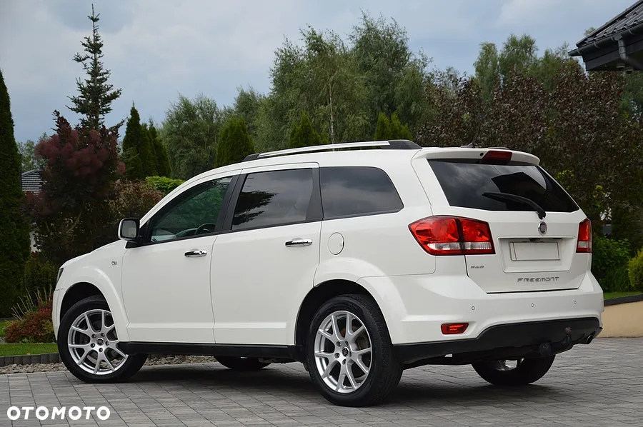 Fiat Freemont 2.0 Multijet 16V DPF Automatik Allrad Black Code - 12