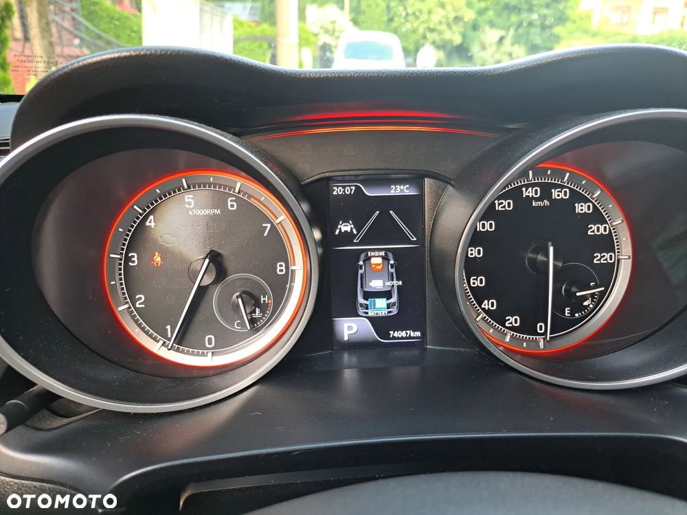 Suzuki Swift 1.2 Dualjet SHVS Premium CVT - 8